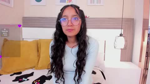 Snapshot of emilyblussh chatting on March 17, 2026, 7:17 pm Emily Bluush online show from March 17, 2026, 7:17 pm