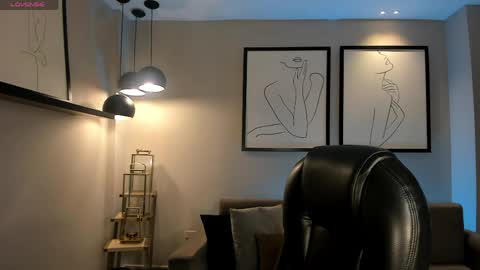 Snapshot of emilycarterr_ chatting on May 21, 2026, 10:44 am Emily Carter online show from May 21, 2026, 10:44 am