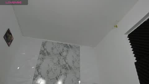 Snapshot of emilyconer chatting on November 3, 2025, 12:13 am JULIANA ANDREA online show from November 3, 2025, 12:13 am