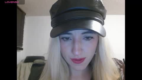 Emily Edwards online show from December 30, 2024, 1:37 am