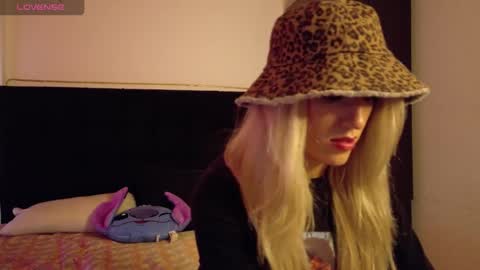 Emily Edwards online show from January 8, 2026, 7:27 pm