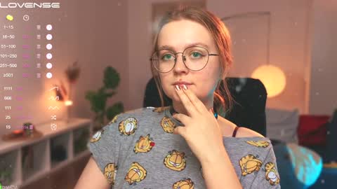 Emily  online show from December 8, 2024, 12:19 pm