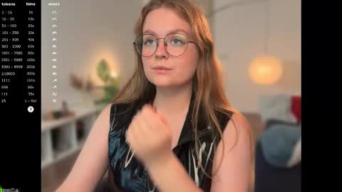 Emily  online show from October 10, 2025, 12:15 pm