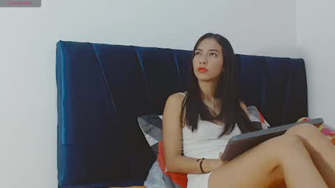 Snapshot of emilygaviria chatting on October 23, 2025, 10:36 am EMILY GAVIRIA online show from October 23, 2025, 10:36 am