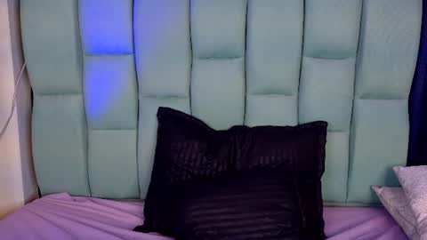 Emily online show from July 7, 2026, 6:47 am