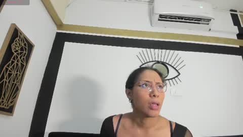 Snapshot of emilygomezz chatting on July 18, 2026, 11:25 am Emily online show from July 18, 2026, 11:25 am