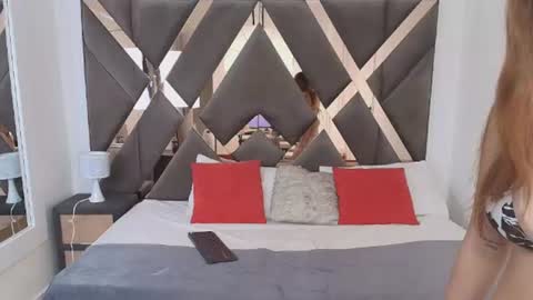 Snapshot of emilygracce chatting on June 10, 2026, 1:21 pm emilygracce online show from June 10, 2026, 1:21 pm