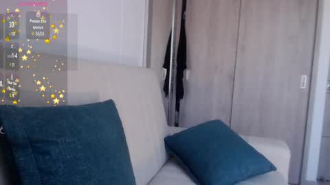 Emily online show from December 10, 2024, 6:28 pm