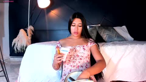 Emily online show from December 15, 2024, 10:39 am