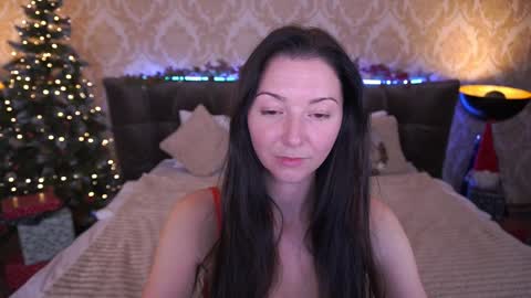 Emily online show from December 24, 2024, 2:22 pm
