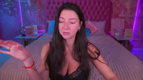 Emily online show from October 16, 2025, 6:25 am