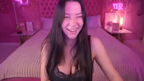 Emily online show from October 22, 2025, 7:08 am