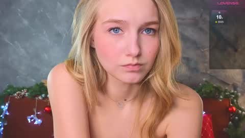 Snapshot of emilyhewell chatting on January 25, 2025, 1:30 pm Emi online show from January 25, 2025, 1:30 pm