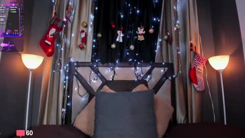 Emily Jhonson online show from December 29, 2024, 1:28 pm