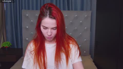 Snapshot of emilykents chatting on December 3, 2024, 1:30 am EmilyKents online show from December 3, 2024, 1:30 am