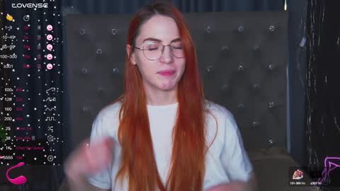 Snapshot of emilykents chatting on February 4, 2025, 4:37 am EmilyKents online show from February 4, 2025, 4:37 am