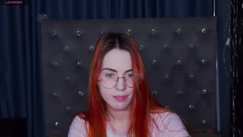 Snapshot of emilykents chatting on February 9, 2025, 7:38 am EmilyKents online show from February 9, 2025, 7:38 am