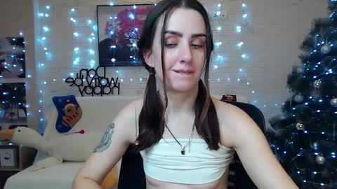 Emyli online show from December 13, 2024, 4:22 am
