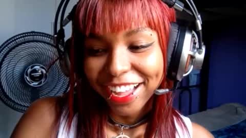 Snapshot of emilylivos chatting on March 14, 2026, 5:07 pm Emily Livos online show from March 14, 2026, 5:07 pm