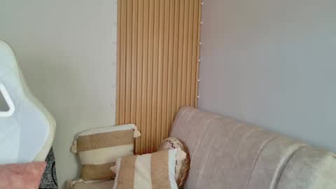 Snapshot of emilyrive chatting on March 12, 2026, 10:05 pm Emily online show from March 12, 2026, 10:05 pm