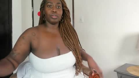 emilyrojas online show from September 20, 2025, 12:28 pm