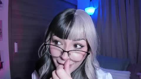 EMILY online show from June 12, 2026, 3:27 am