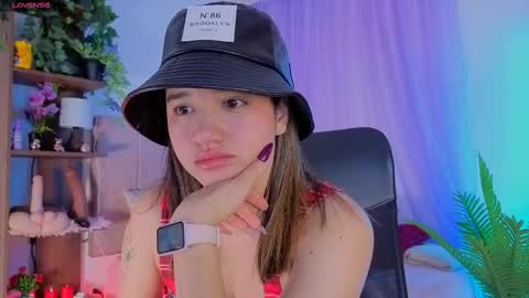 emilyrousex online show from December 2, 2025, 2:01 pm