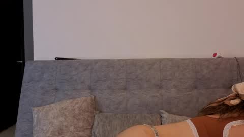 emilyrousex online show from May 5, 2026, 3:42 pm