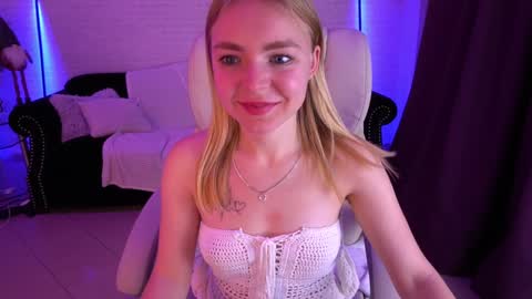  MY NAME IS Emily WELCOME EVERYONE I WILL BE HAPPY TO GIVE YOU WHAT YOU HAVE DREAMED OF FOR SO LONG online show from December 16, 2024, 5:38 am