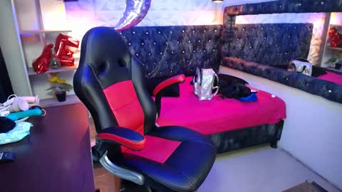 emilysweet online show from September 14, 2025, 12:26 pm