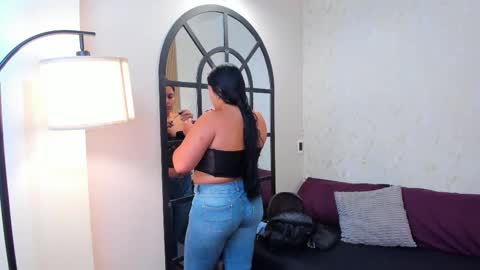 Emily Thyson online show from September 24, 2025, 12:08 pm