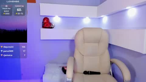 Emily online show from January 17, 2025, 10:22 am