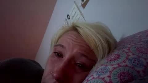 emilywarren296 online show from September 29, 2025, 11:37 am