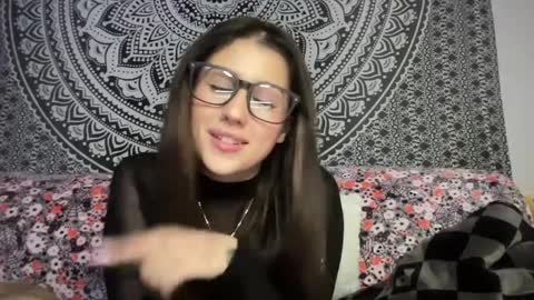 emilywest03 online show from September 11, 2025, 7:08 am