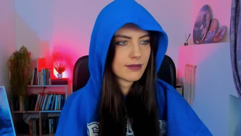 Emily online show from December 9, 2024, 10:00 am