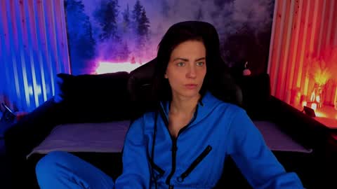 Emily online show from December 19, 2024, 8:23 am