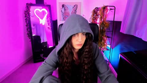 Emily online show from January 29, 2025, 8:51 am