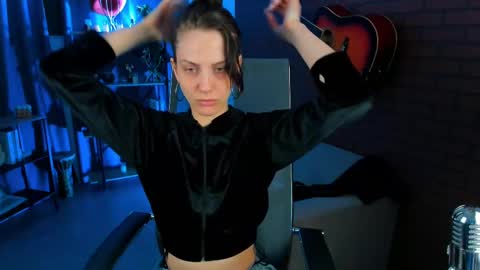 Emily online show from March 7, 2025, 11:29 am
