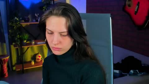 Emily online show from March 7, 2025, 3:07 pm