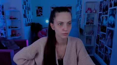 Snapshot of emilywiled chatting on September 22, 2025, 8:05 am Emily online show from September 22, 2025, 8:05 am