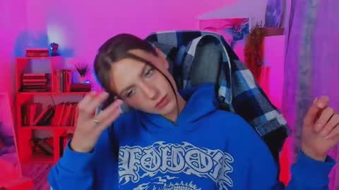 Snapshot of emilywiled chatting on October 2, 2025, 8:21 am Emily online show from October 2, 2025, 8:21 am