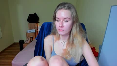 Emily online show from February 5, 2025, 6:24 am