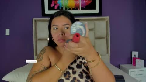 emilyy_cooperr online show from February 27, 2026, 12:05 pm