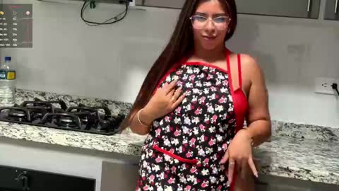 emilyy_cooperr online show from May 8, 2026, 2:00 pm