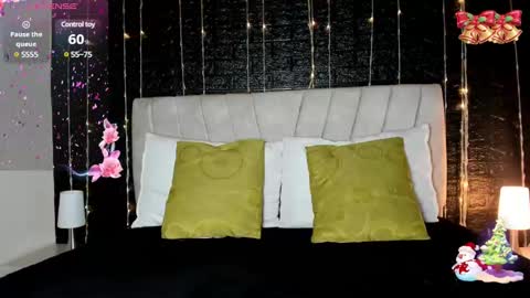 emilyy_sexy01 online show from January 4, 2025, 2:35 am