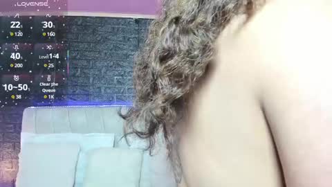 emilyy_sexy01 online show from February 7, 2025, 10:29 am