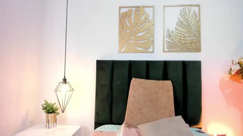 Emilyy Watson online show from December 14, 2024, 12:12 pm