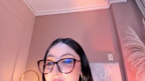 Emilyy Watson online show from June 10, 2026, 10:52 pm