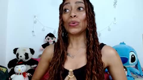 Snapshot of emilyzans07 chatting on February 13, 2025, 8:45 pm emilyzans07 online show from February 13, 2025, 8:45 pm