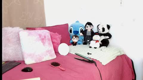 Snapshot of emilyzans07 chatting on February 26, 2025, 5:39 pm emilyzans07 online show from February 26, 2025, 5:39 pm